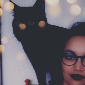 Meet your Posher, Hope